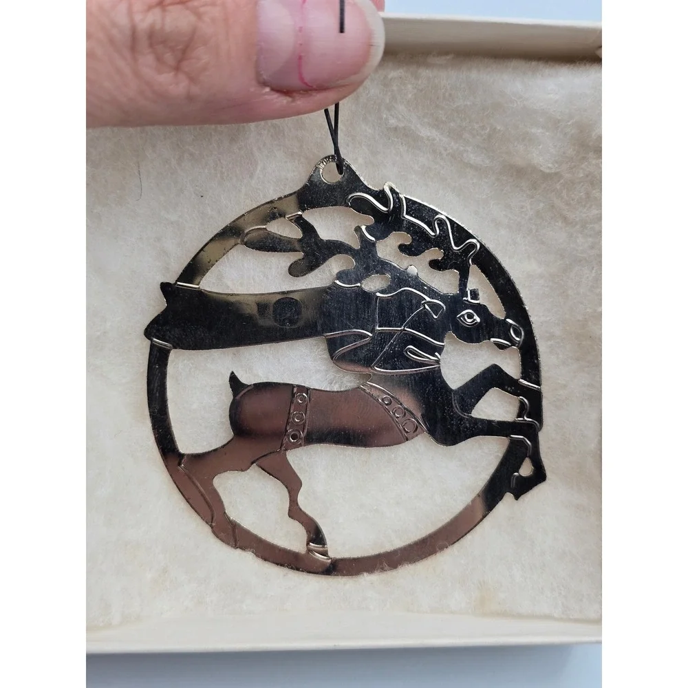 Vintage 1984 Reindeer‎ Christmas Ornament Silver Tone OS Silver Good Cutout
